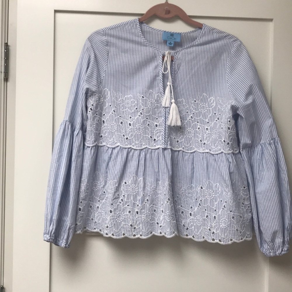 Women’s CeCe Spring/Summer Shirt Size Medium